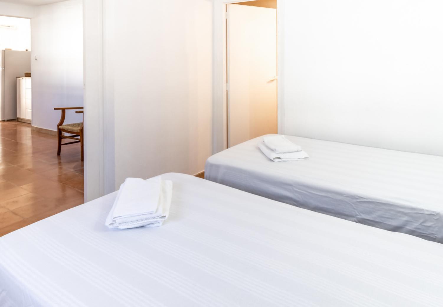 Grifeu 15 Apartamento Pequeno Con Patio Apartment *
